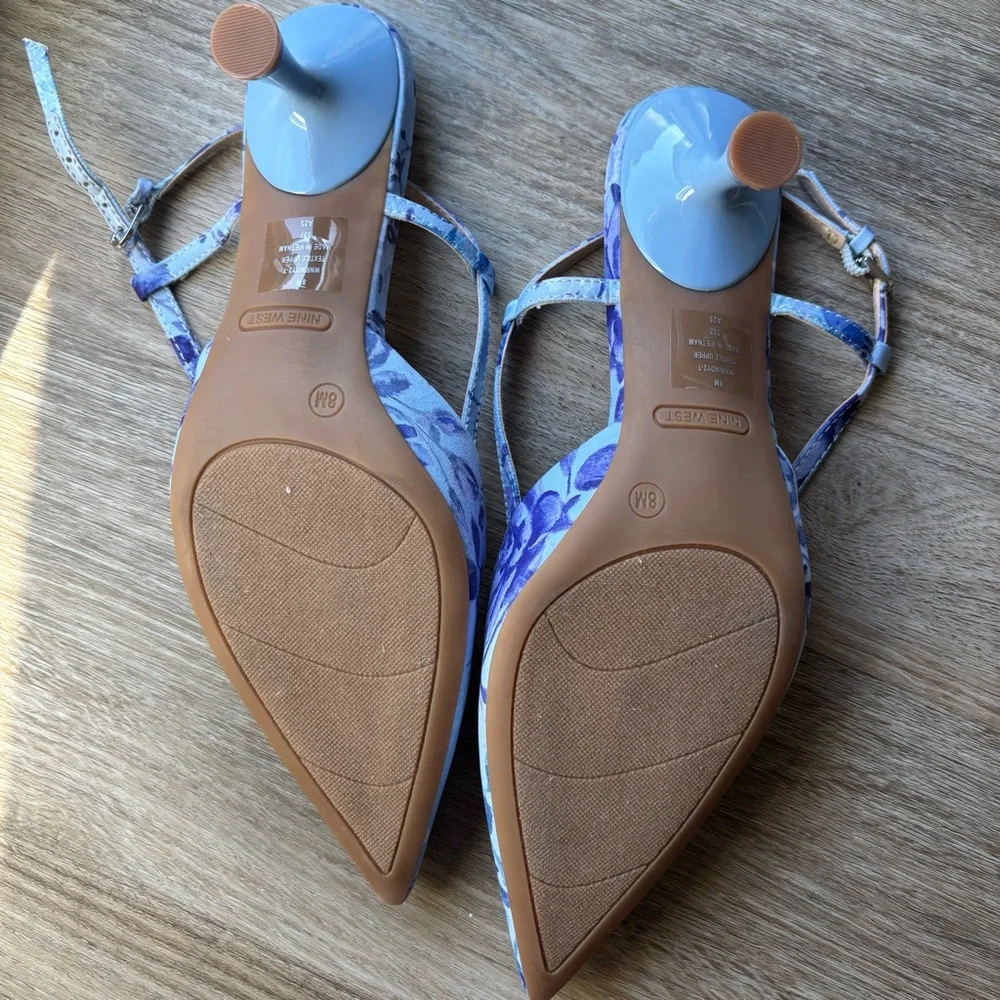 NINE WEST Floral Blue Women's Heels - Picture 3 of 3